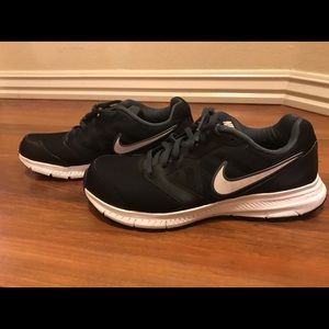 Nike Downshifter 6 Excellent condition! (Men’s)